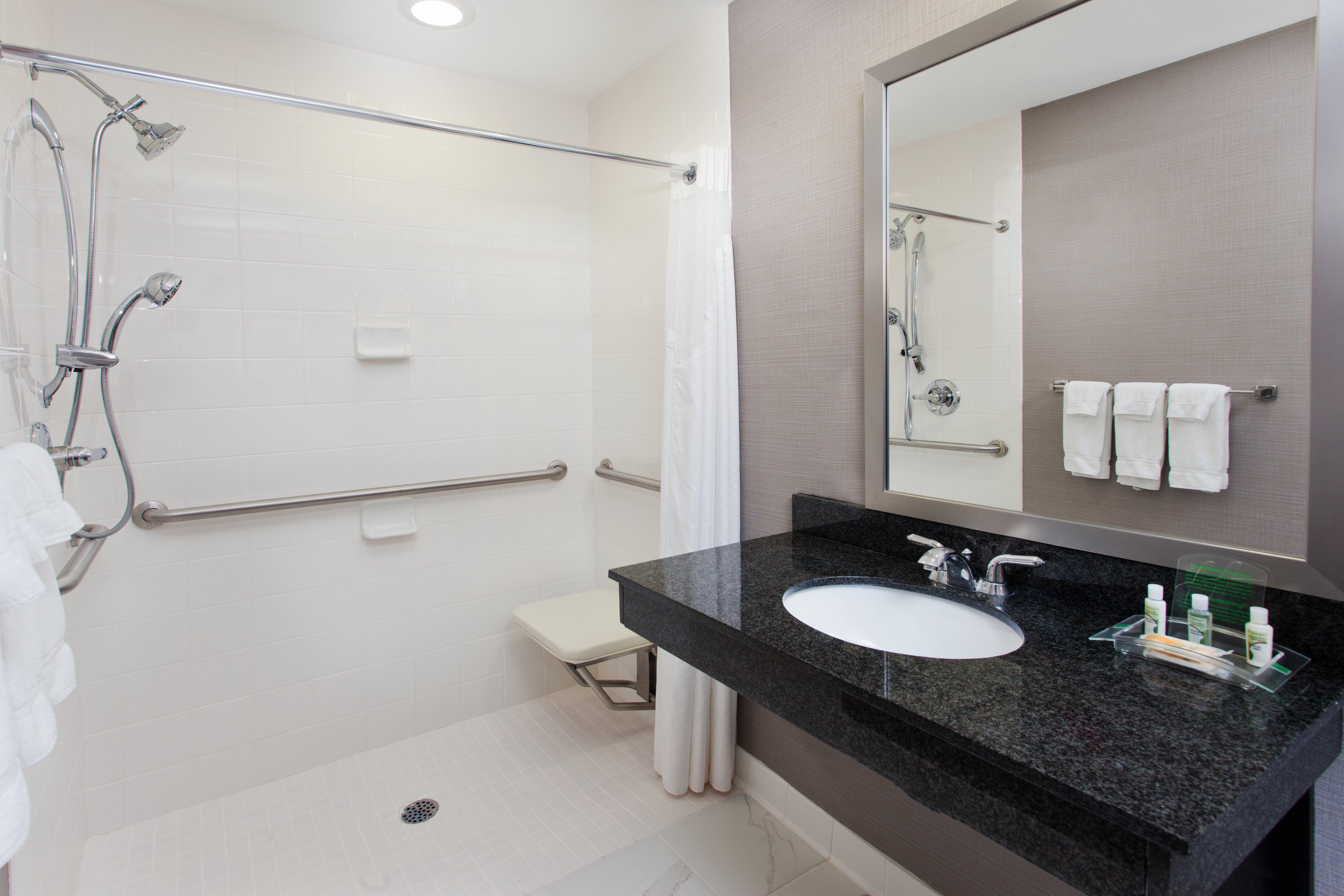 Holiday Inn Brunswick I-95 Ngoại thất bức ảnh