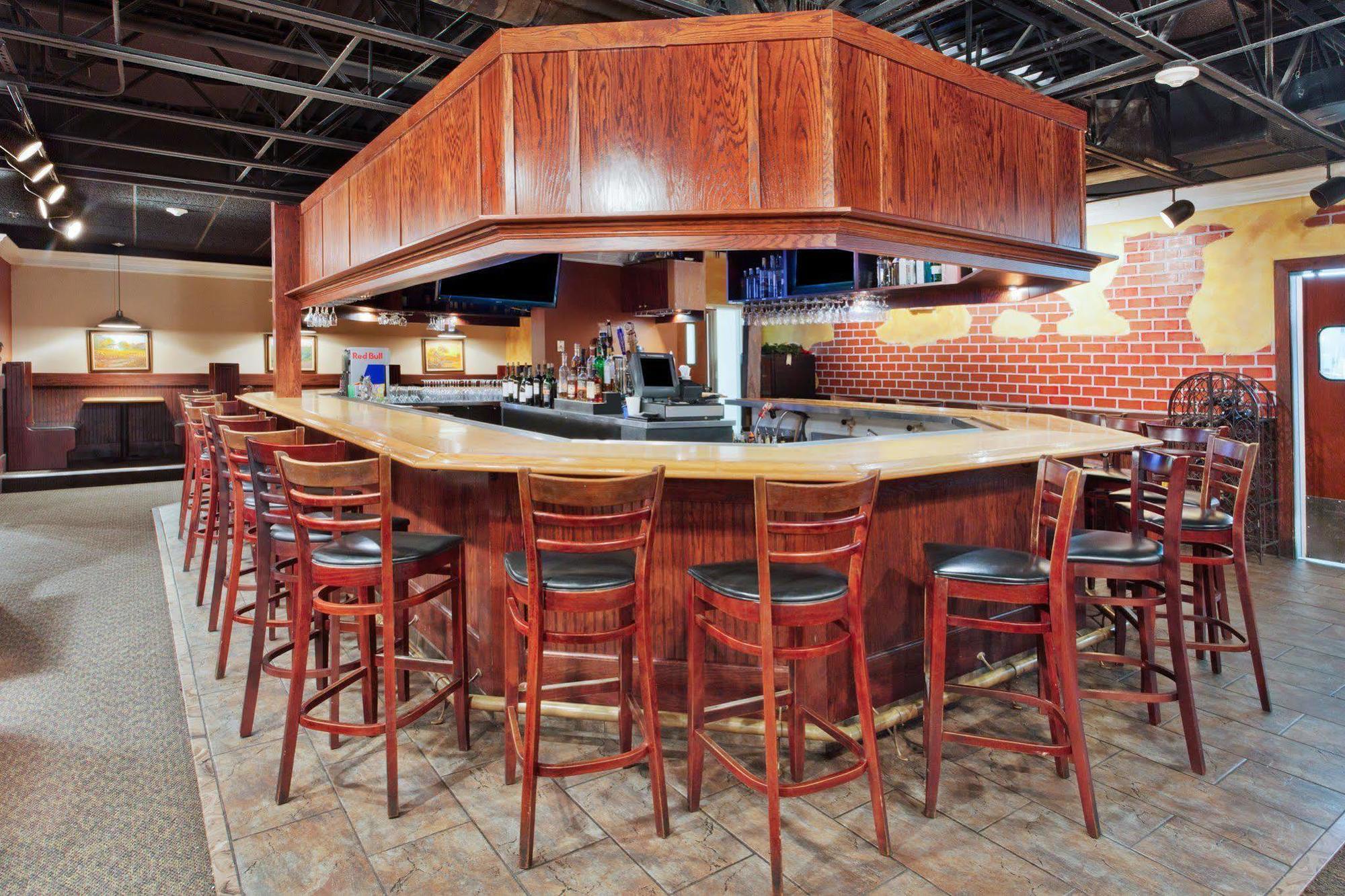 Holiday Inn Brunswick I-95 Ngoại thất bức ảnh